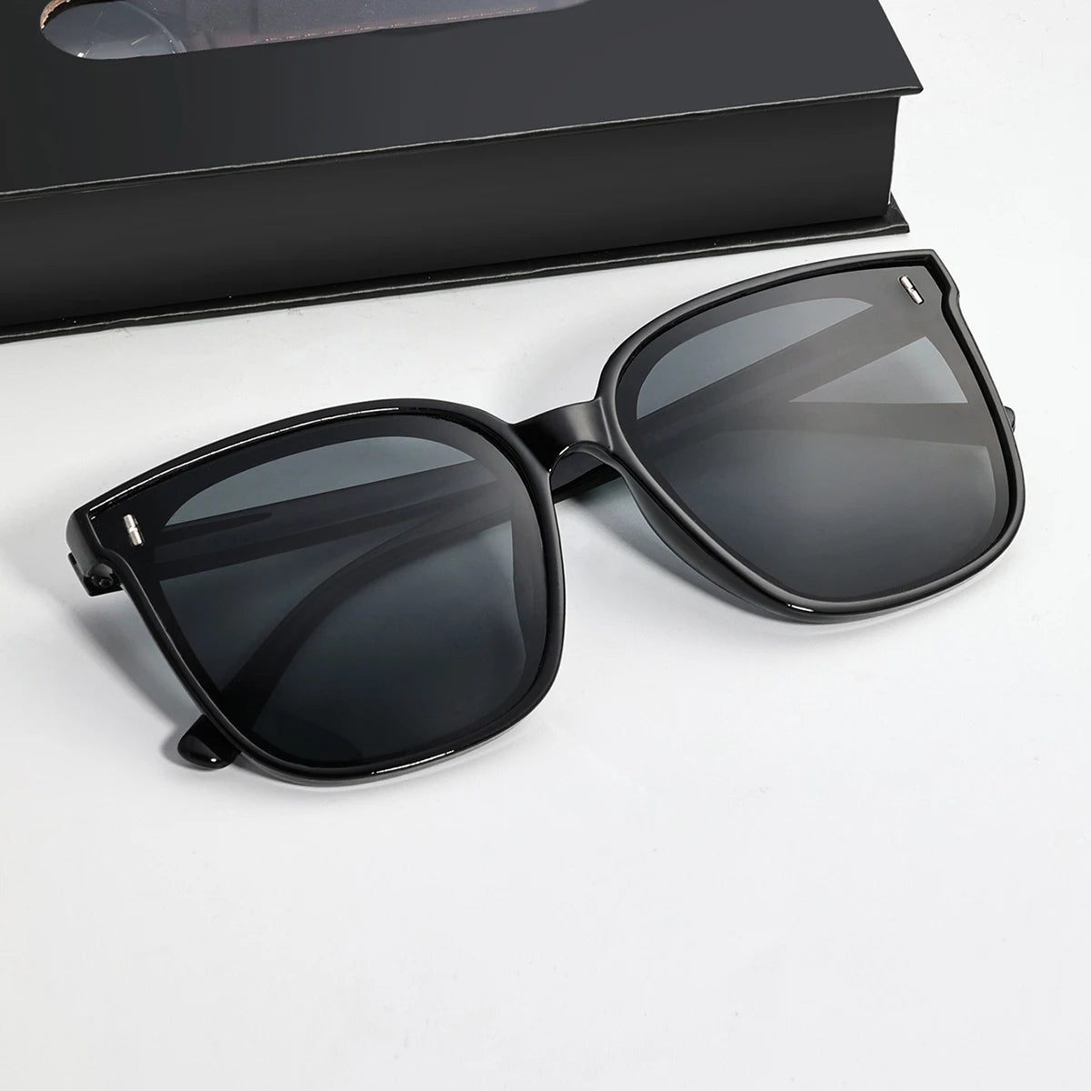 TOMI T-101 + Glasses